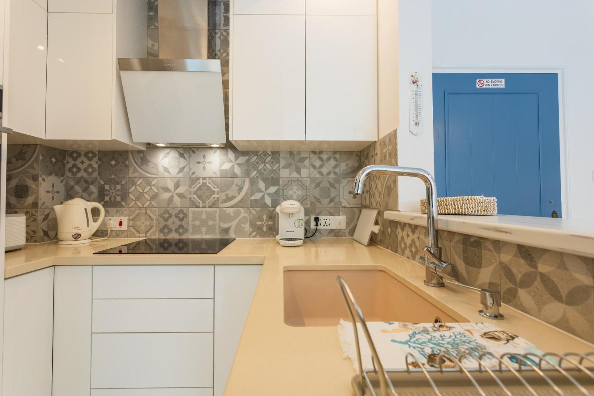 Regina Gardens Lovely Apartment Paphos ภายนอก รูปภาพ